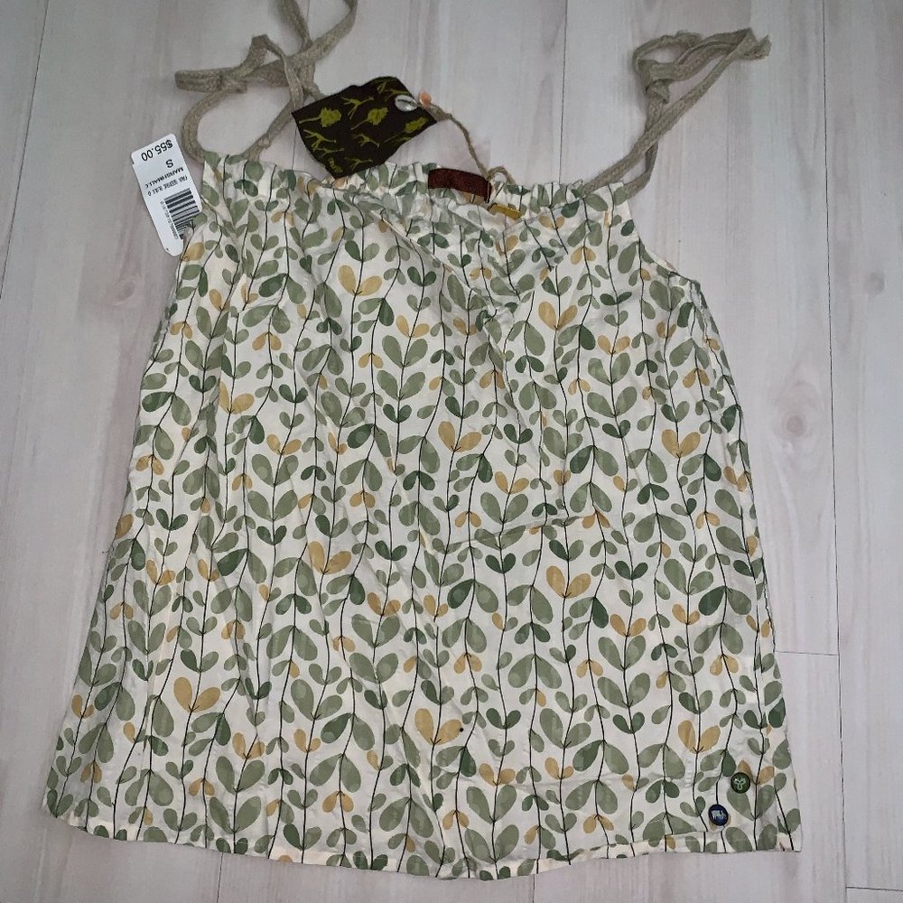Brand New Aritzia TNA Tie-strap Leaf Print Tank Top